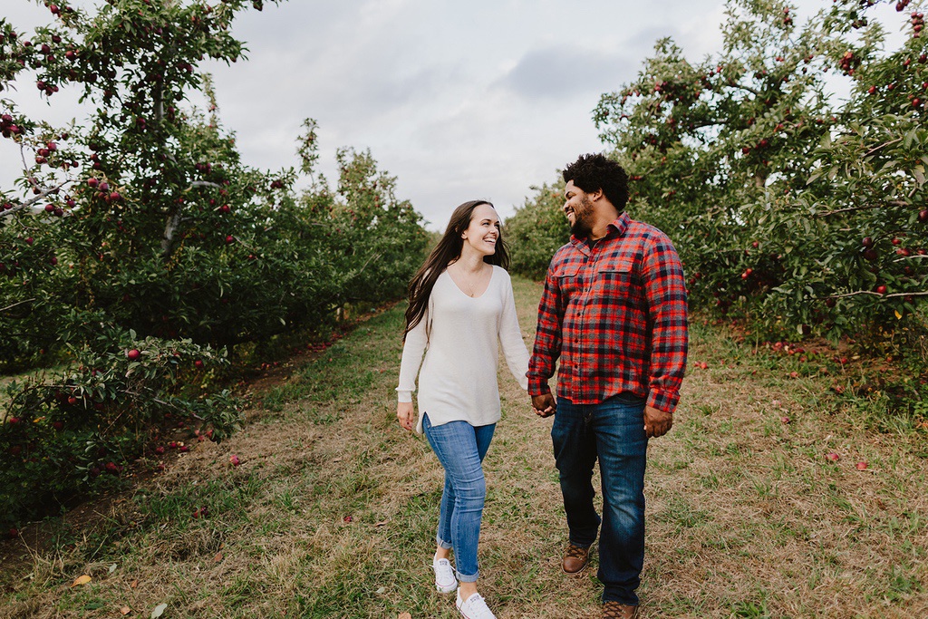 Couple engaged in Connecticut Apple orchard