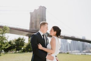 Brooklyn Bridge wedding couple photos