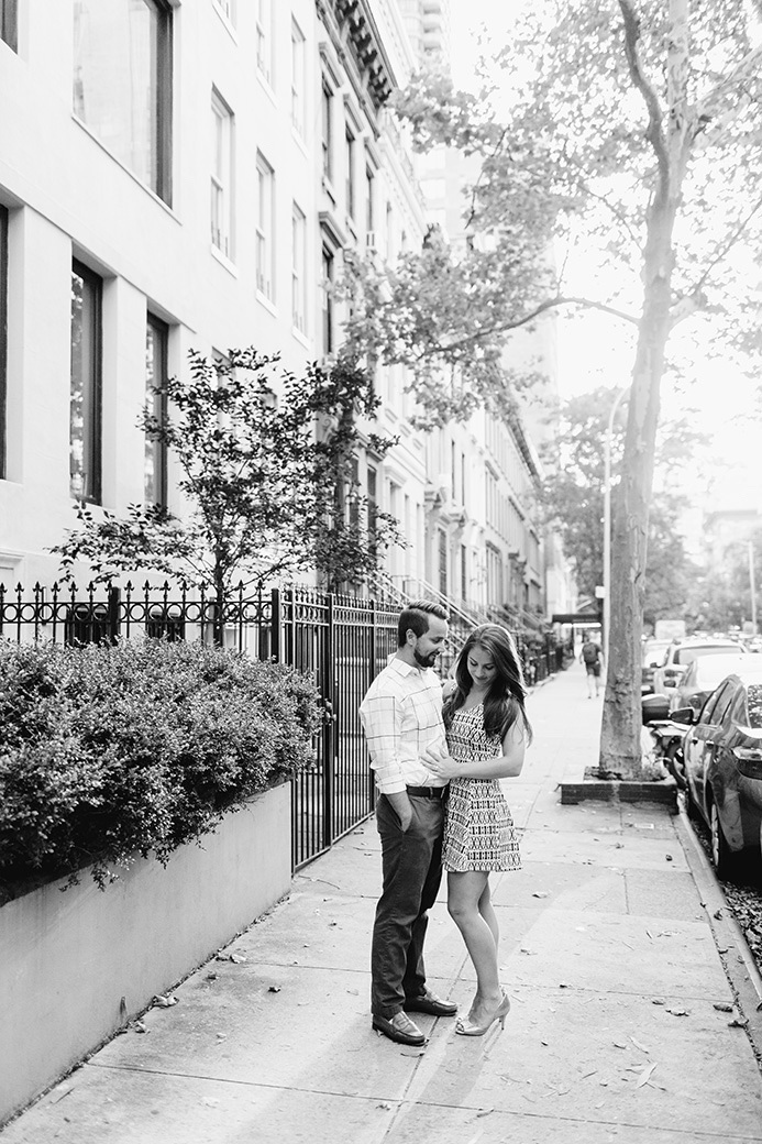 Manhattan engaged couple