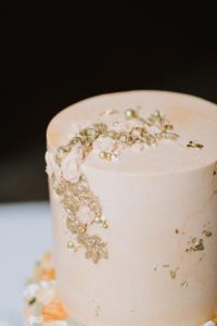 MIT Endicott House wedding cake