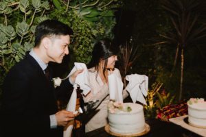 SmogShoppe LA cake cutting