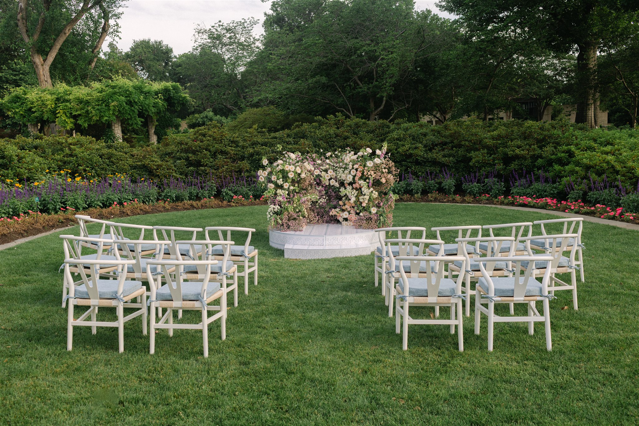 a modern wedding ceremony floral arrangement