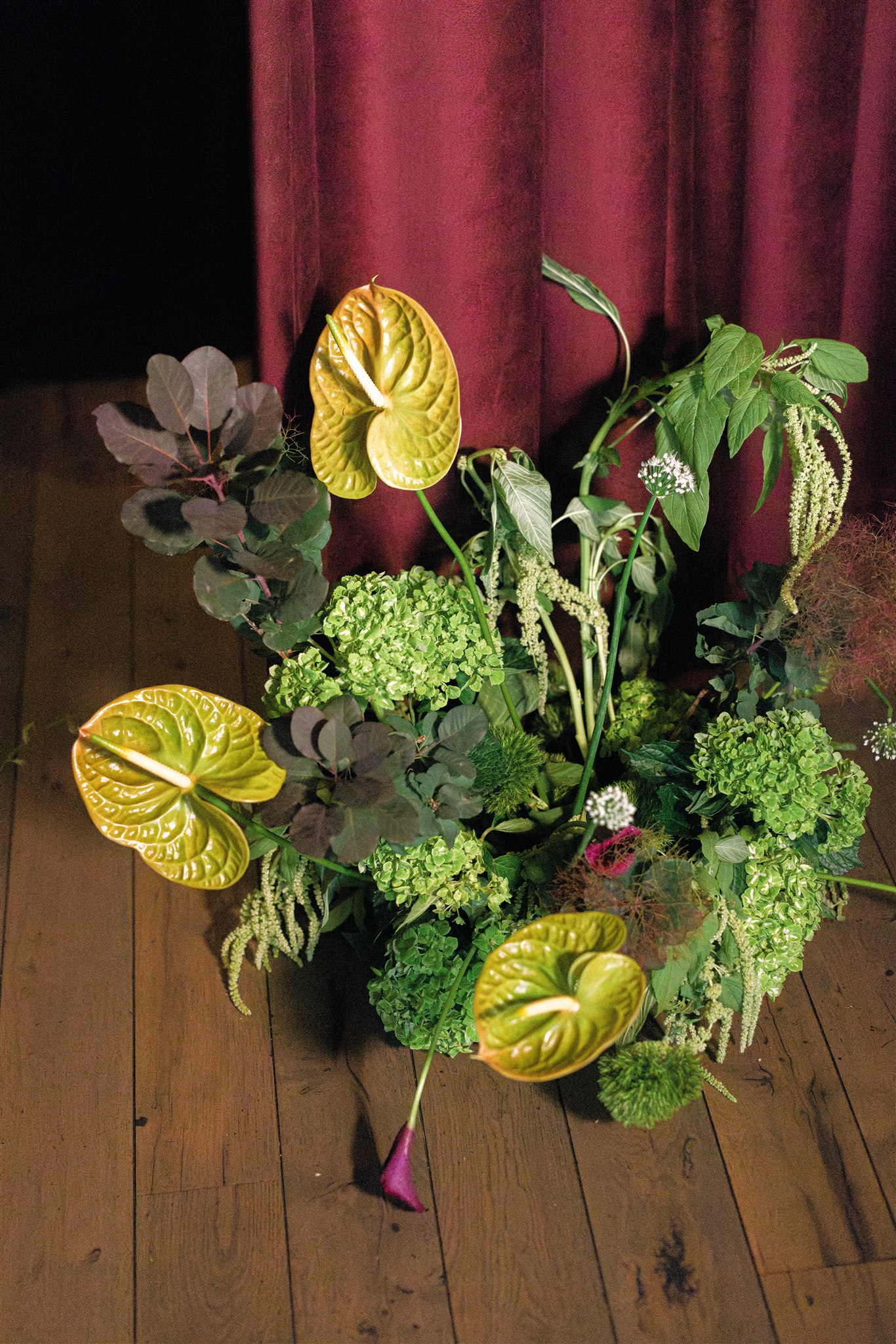 moody green wedding flowers