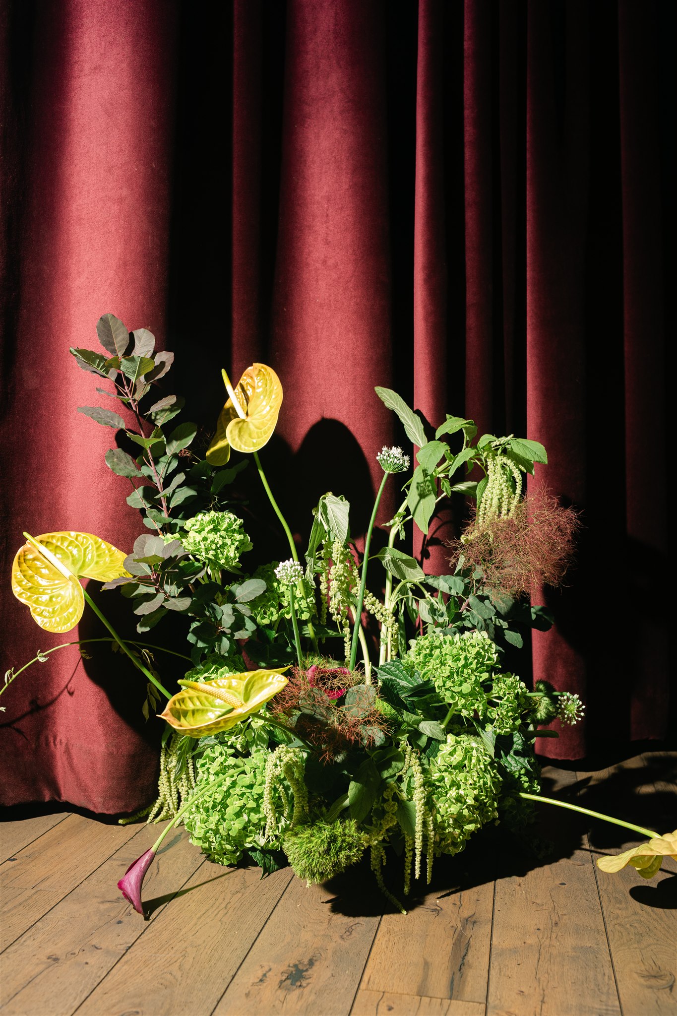 moody green wedding flowers