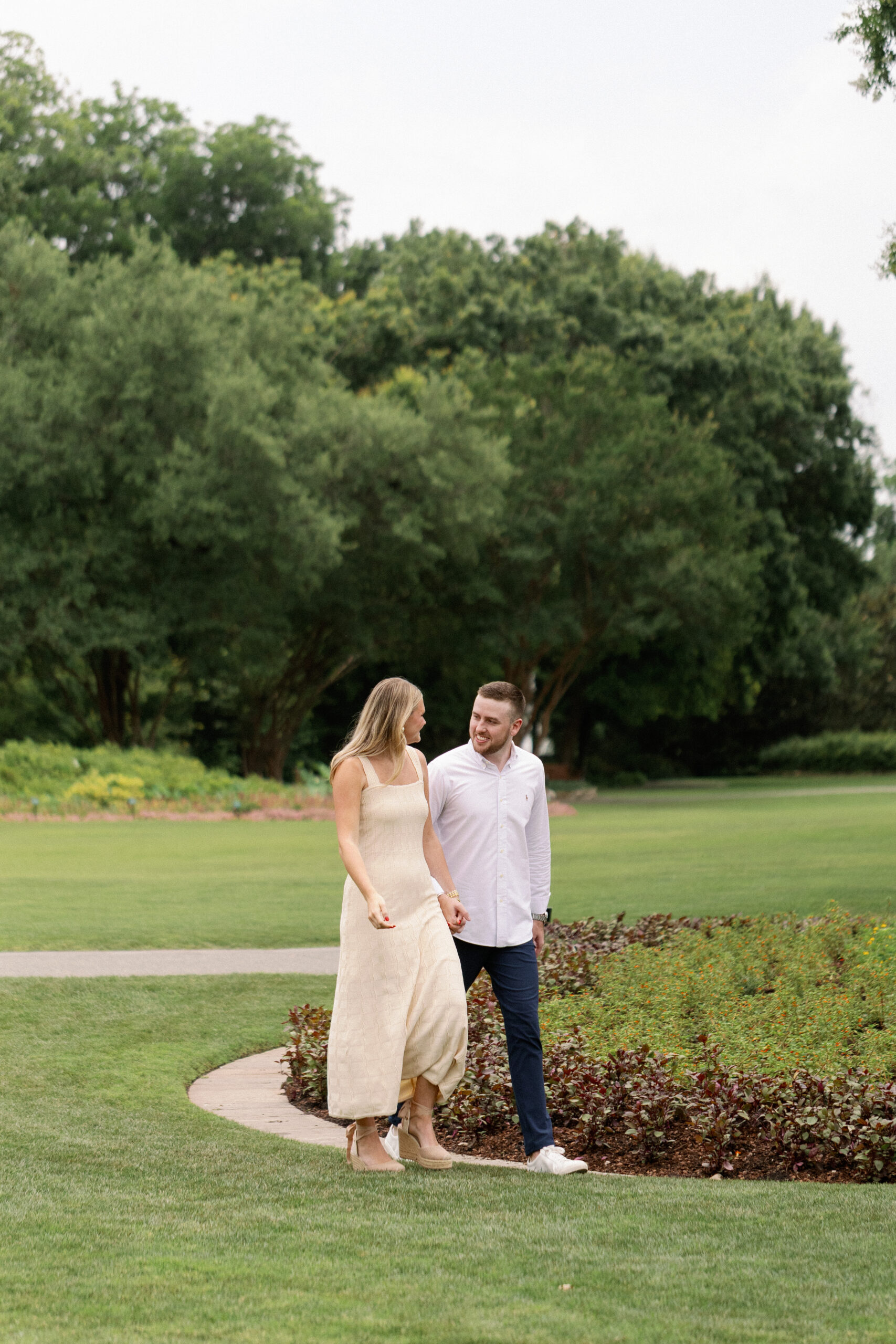 the best places to propose in dallas at the dallas arboretum