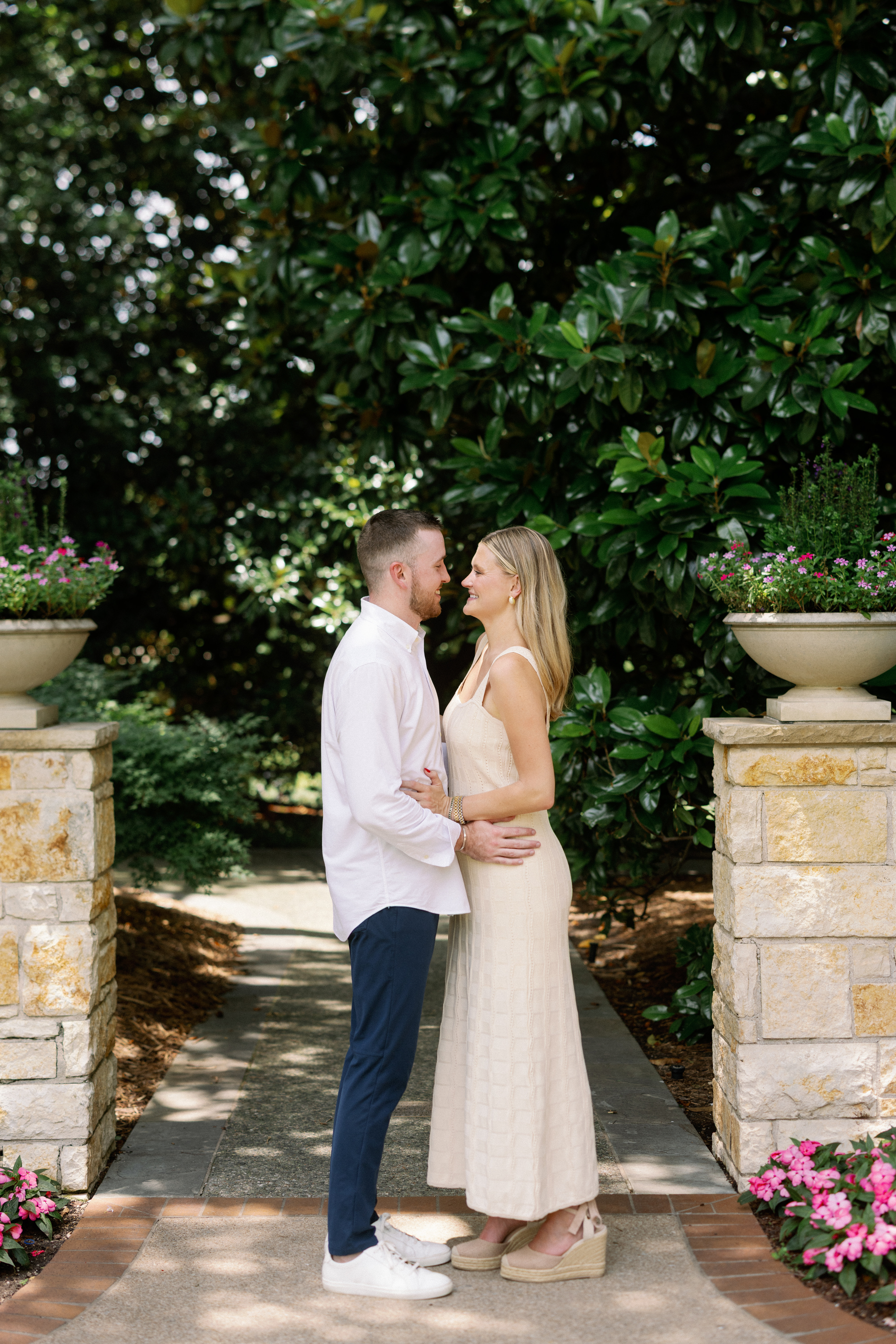 the best places to propose in dallas at the dallas arboretum