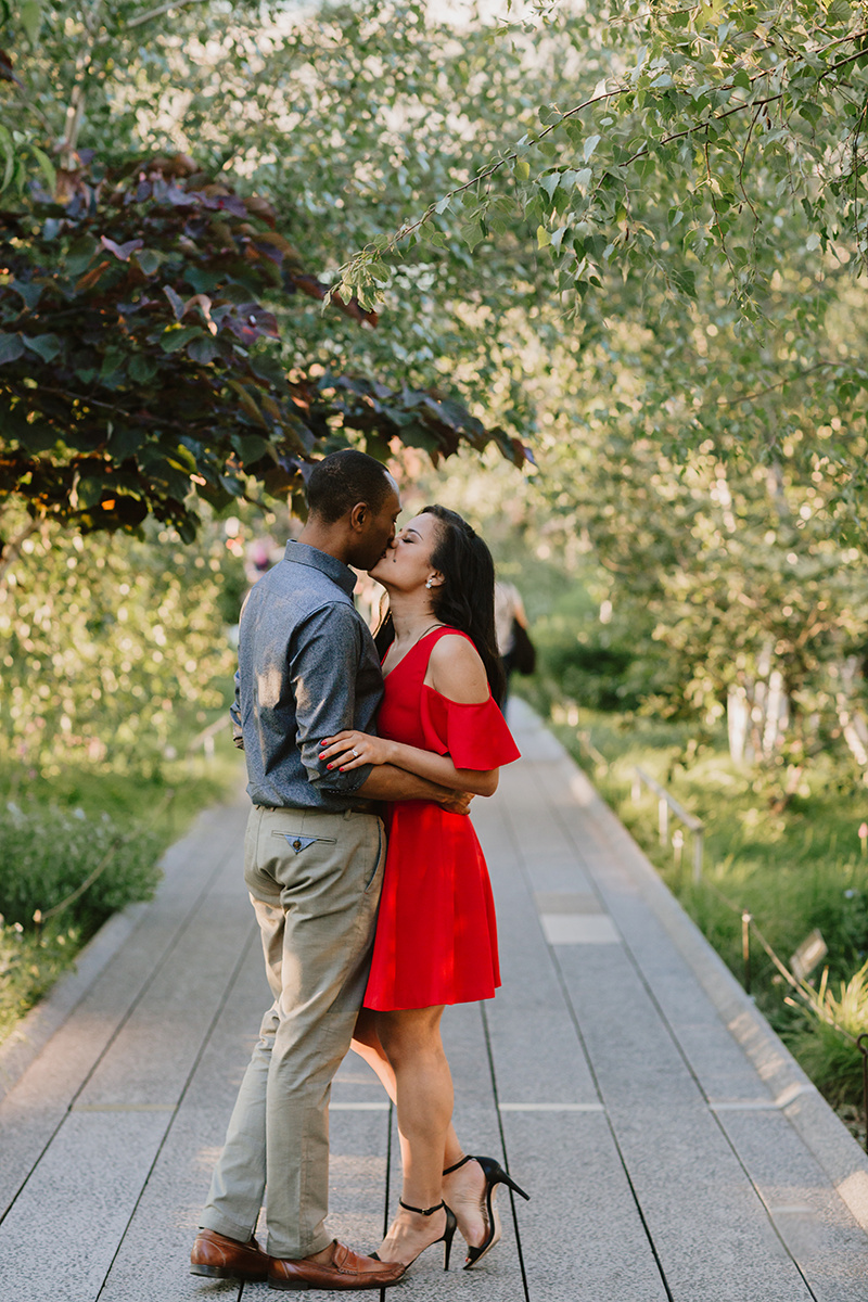 high line in chelsea engagement photos