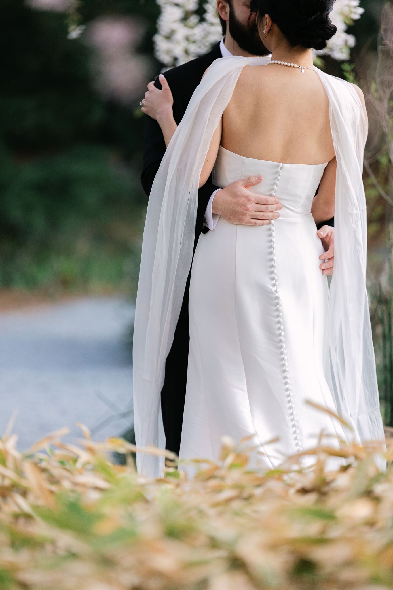 wedding portraits at the brooklyn botanic garden in new york