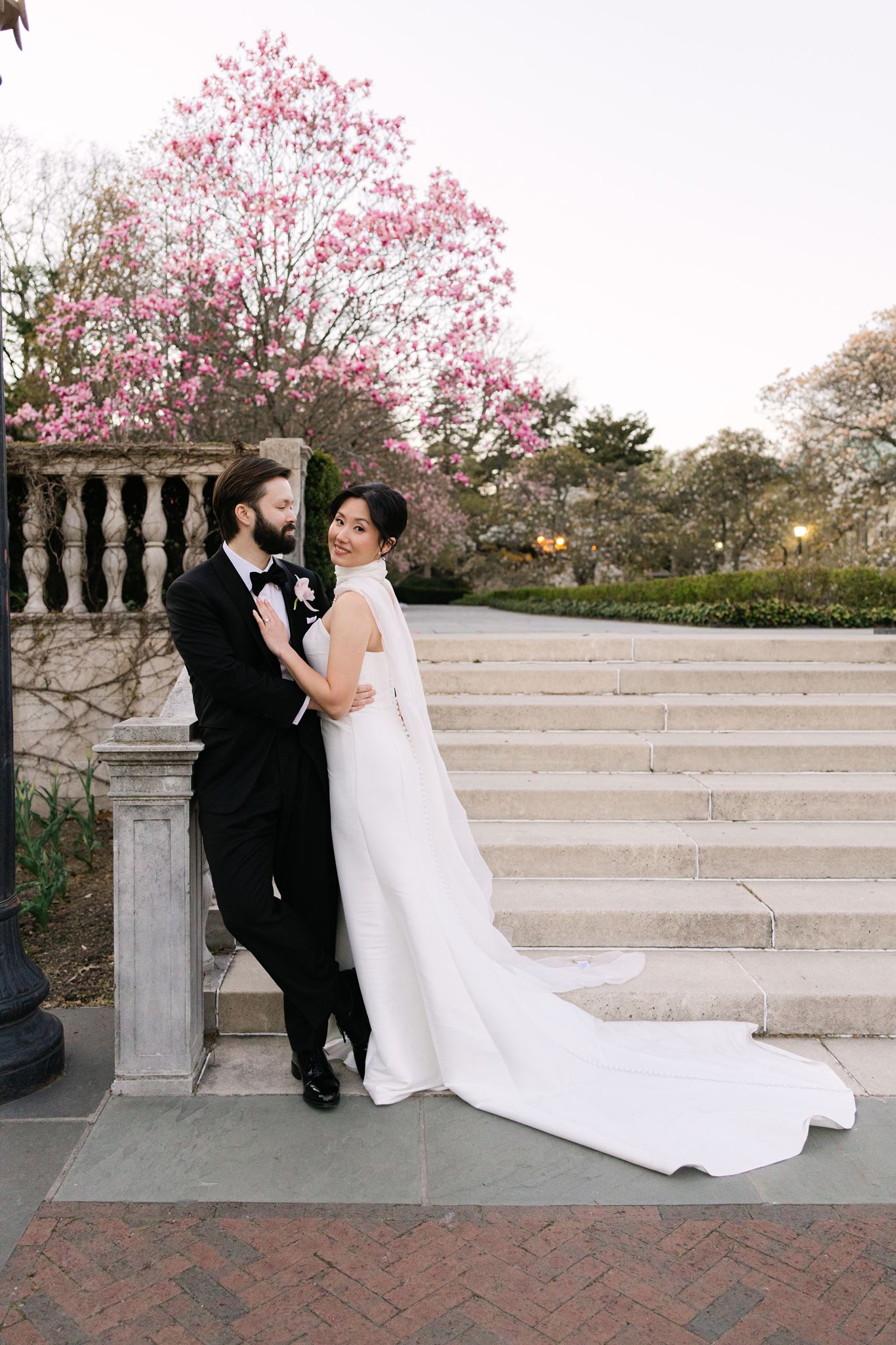 wedding portraits at the brooklyn botanic garden in new york